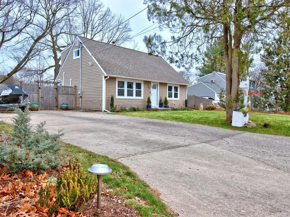 170 Noel Drive, Centereach, NY 11720