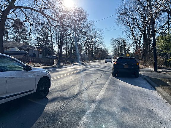4th image of 589 Elwood Rd