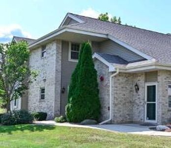 18650 Emerald CIRCLE UNIT A, Brookfield, WI, 53045