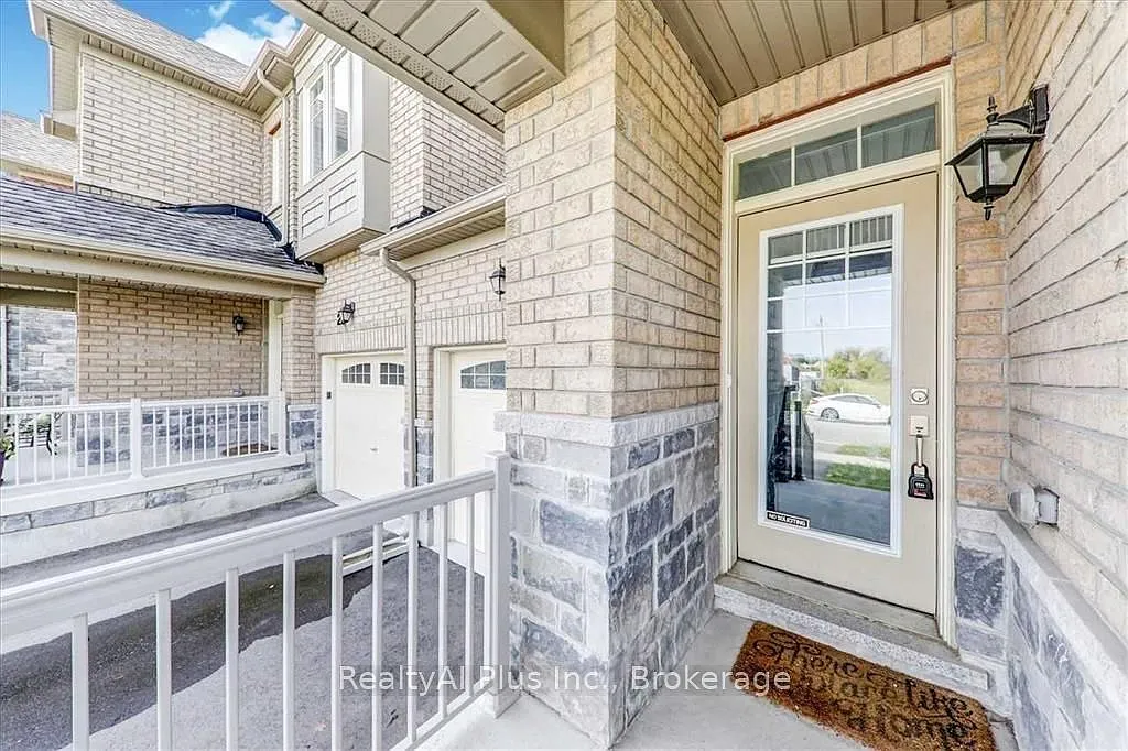 3 bed, $3,100 — Photo 2