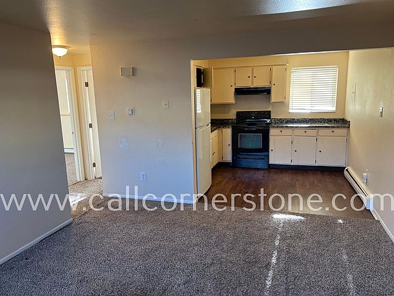 2nd image of 1055 Chiricahua Loop APT 1