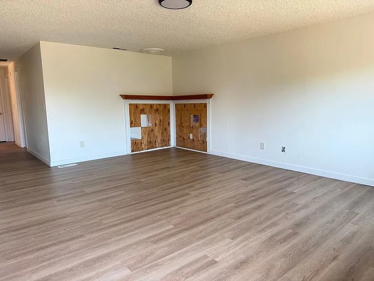 602 Ash Ave — Photo 8