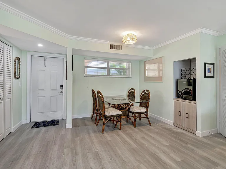 9 Colonial Club Dr #305 — Photo 20