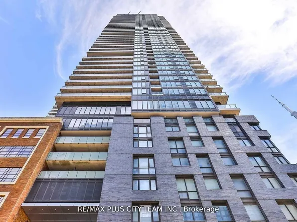 115 Blue Jays Way, Toronto, ON