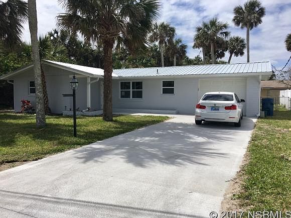 2nd image of 4702 Saxon Dr