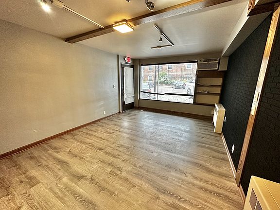 3rd image of 143 N 6th Ave