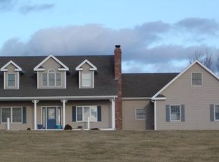 9849 State Route H, Savannah, MO 64485