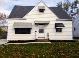 19305 Stafford Ave, Maple Heights, OH 44137