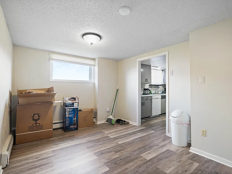 917 Elizabeth St #1 — Photo 8