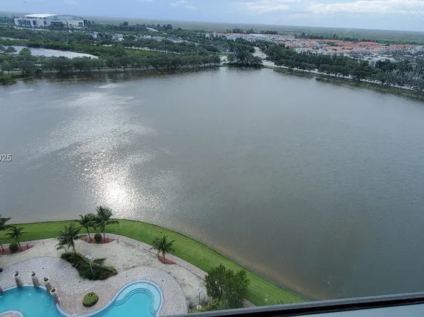 2641 N Flamingo Rd APT 1804N, Fort Lauderdale, FL 33323