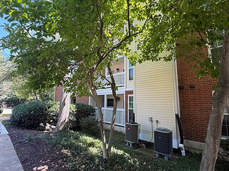 1504 Lincoln Way #123 — Photo 32