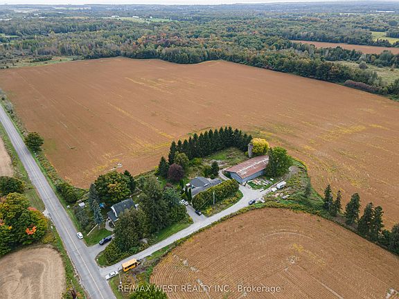 3rd image of 4392 Solina Rd