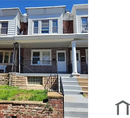 151 W Ruscomb St — Photo 1