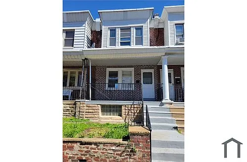 151 W Ruscomb St Photo 1