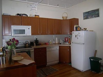 2nd image of 12 John St Frnt 2