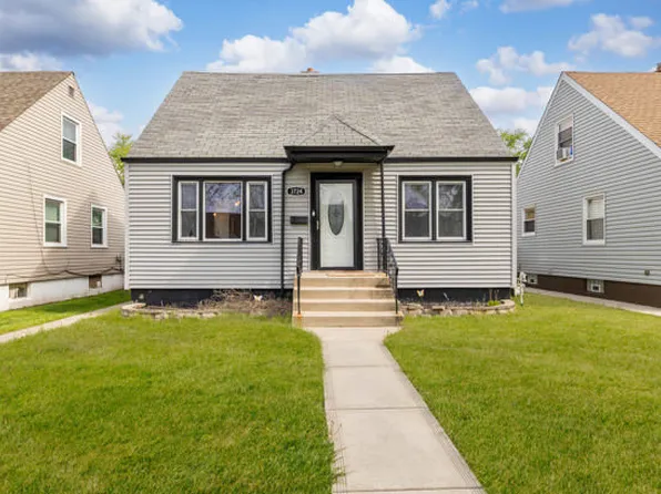 3724 W 86th St, Chicago, IL 60652