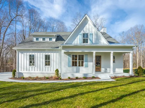 4235 Hidden River Ln #6, Signal Mountain, TN 37377