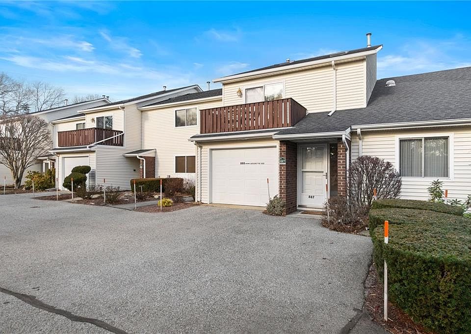 887 Halifax Dr, Warwick, RI 02886 Zillow