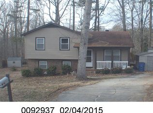 1008 Woodhill Ct, Raleigh, NC 27615