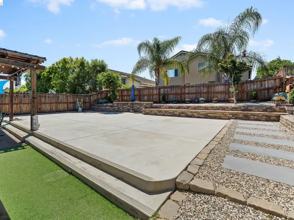2055 Truman Ln, Oakley, CA 94561