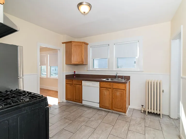 120 Clay St #1 — Photo 7