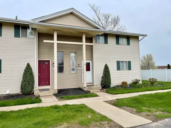 4701 Tuscarora Rd, Niagara Falls, NY 14304