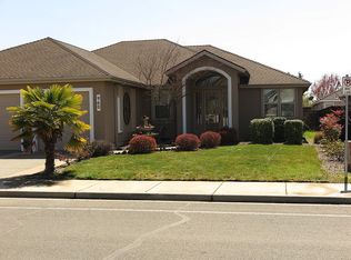 960 Arrowhead Trl, Eagle Pt, OR 97524