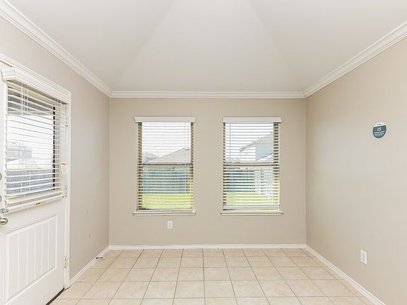 5th image of 14609 San Pablo Dr