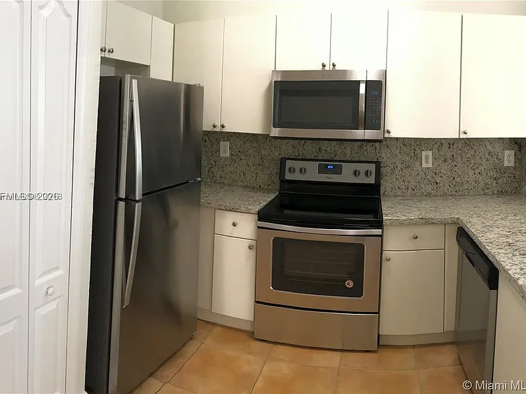 17720 NW 73rd Ave #105 — Photo 8