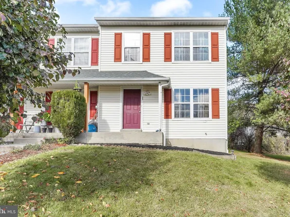 208 Buena Vista Dr, Kennett Square, PA 19348