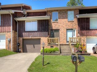 5225 Covey Ln, Cross Lanes, WV 25313