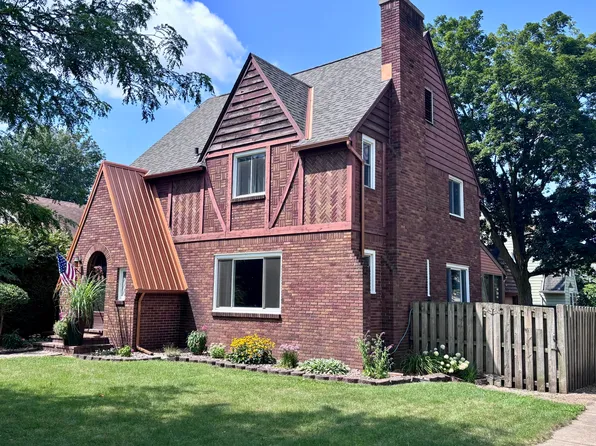 301 Michigan Ave, Sturgis, MI 49091