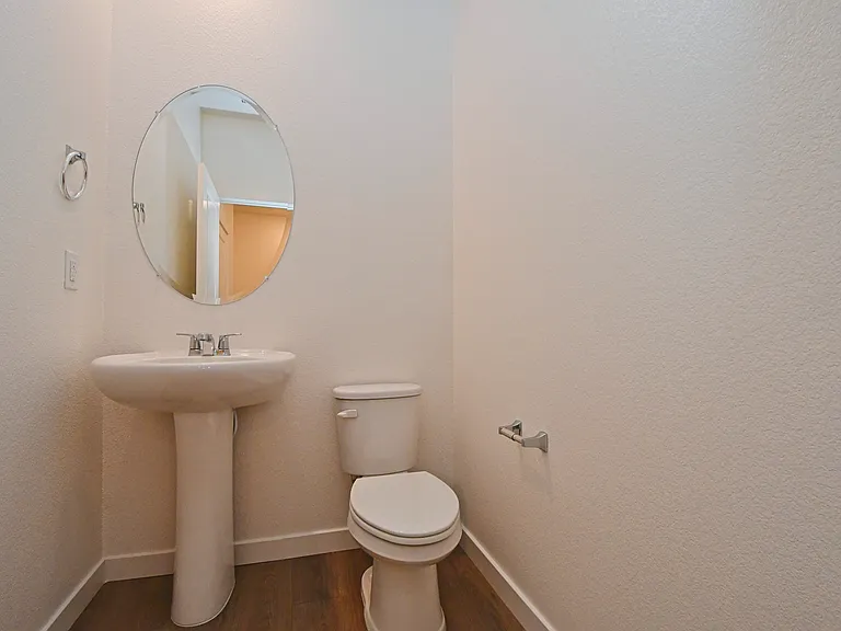 1016 Middle Gate Rd — Photo 21