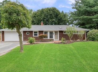 133 Haverhill Ave, Warwick, RI 02886