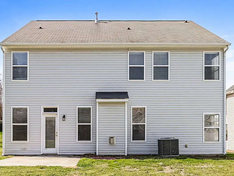 6908 Sequoia Hills Dr — Photo 17