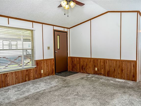 4th image of 206 Kingston Ln