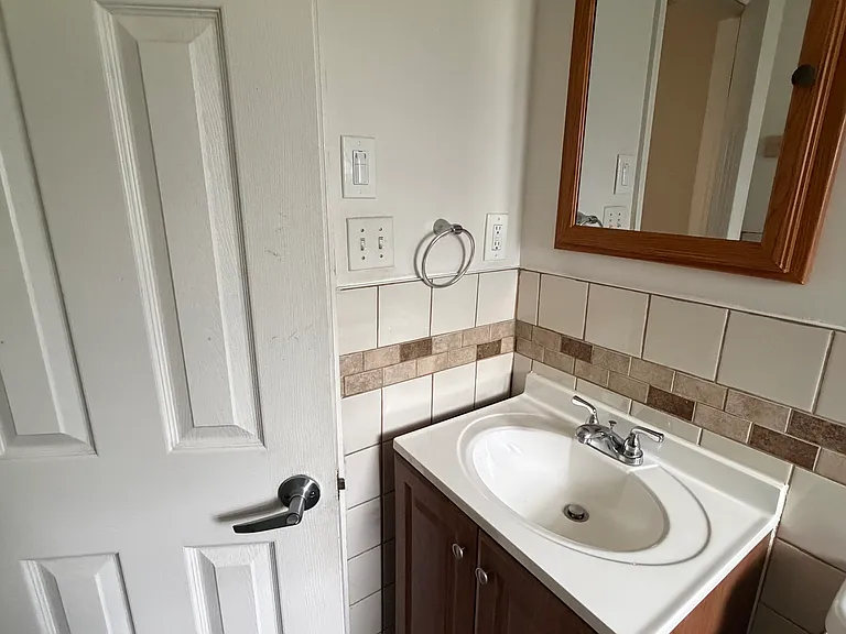 403 Fraser Rd #F2 — Photo 18
