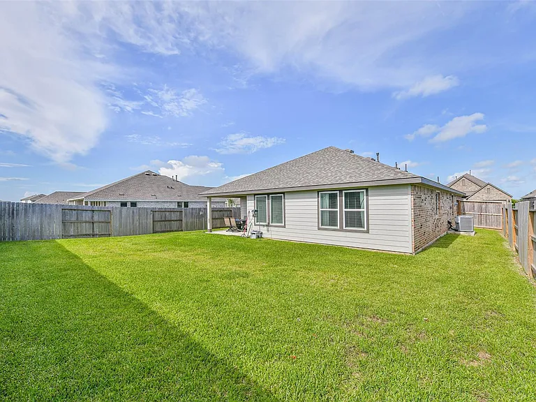 2621 Mackinac Bay Dr — Photo 5