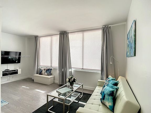 3rd image of 1000 West Ave APT 205