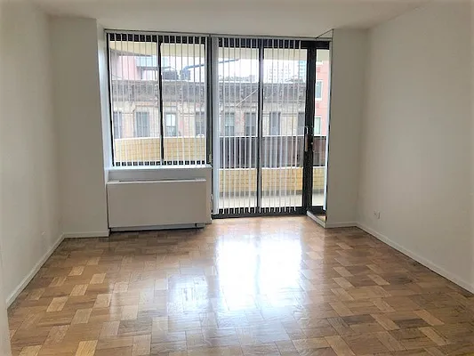 Rented by Starts New York Realty LLC | media 21