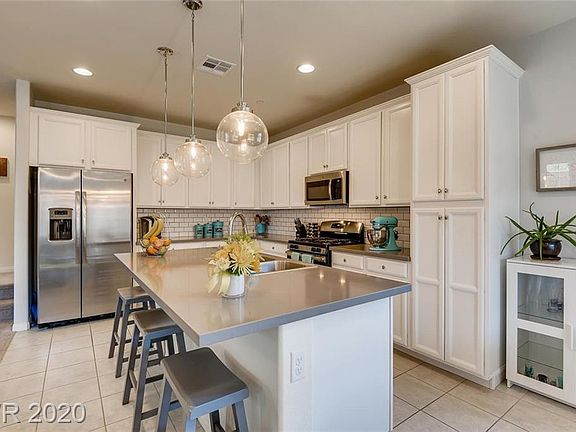5th image of 375 Cadence Vista Dr