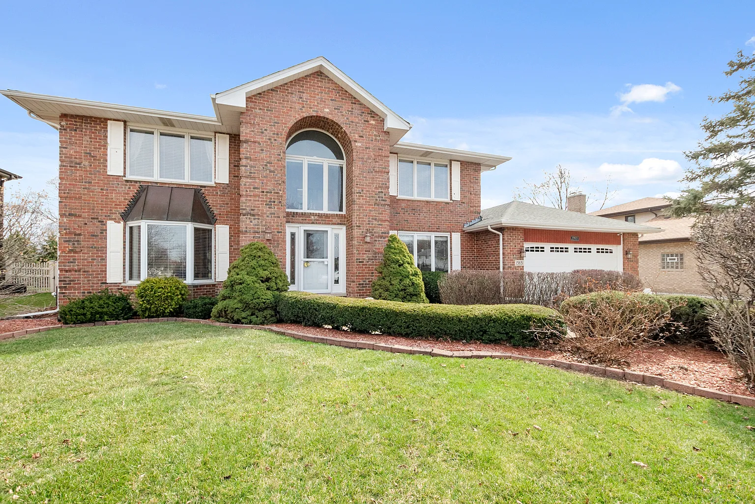 15631 Harbor Town Dr photo 1