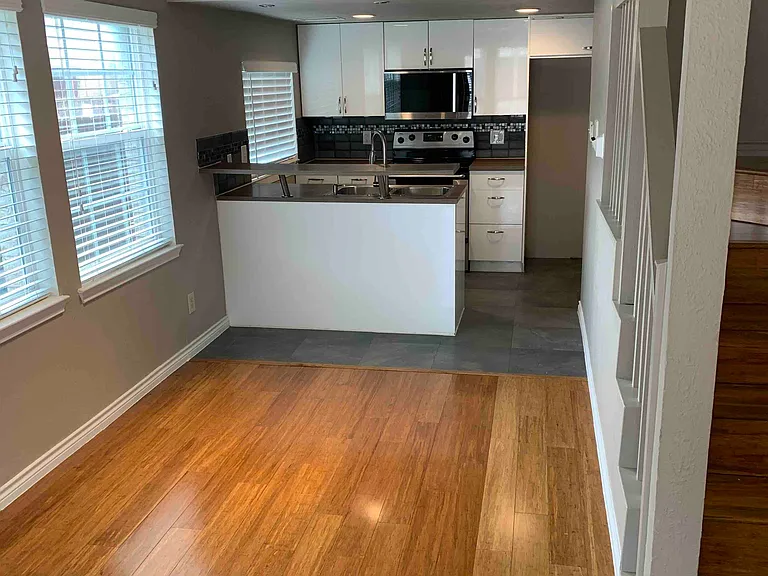 821 Pavillion St #101 — Photo 8