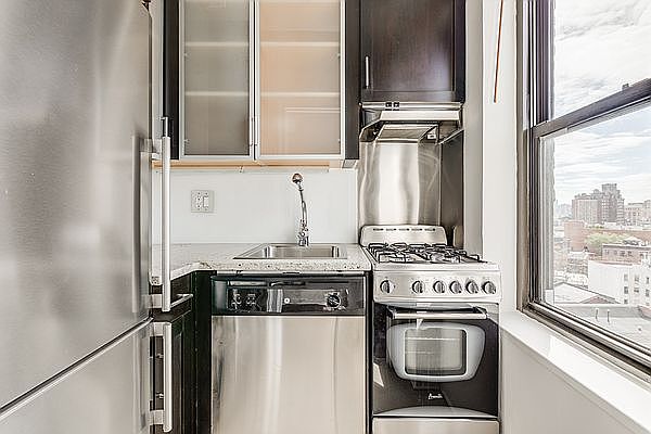 1st image of 56 7th Ave APT 6K