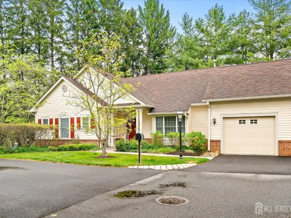 4 Douglas Fir Ct, Princeton, NJ 08540