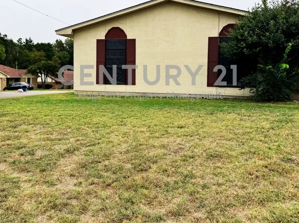 628 Taylor Ct, Duncanville, TX 75137