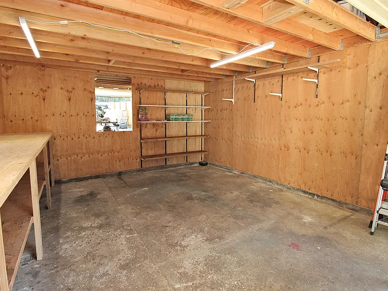 7707 SE Otty St — Photo 27