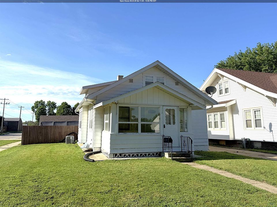 1st image of 302 W 17th St