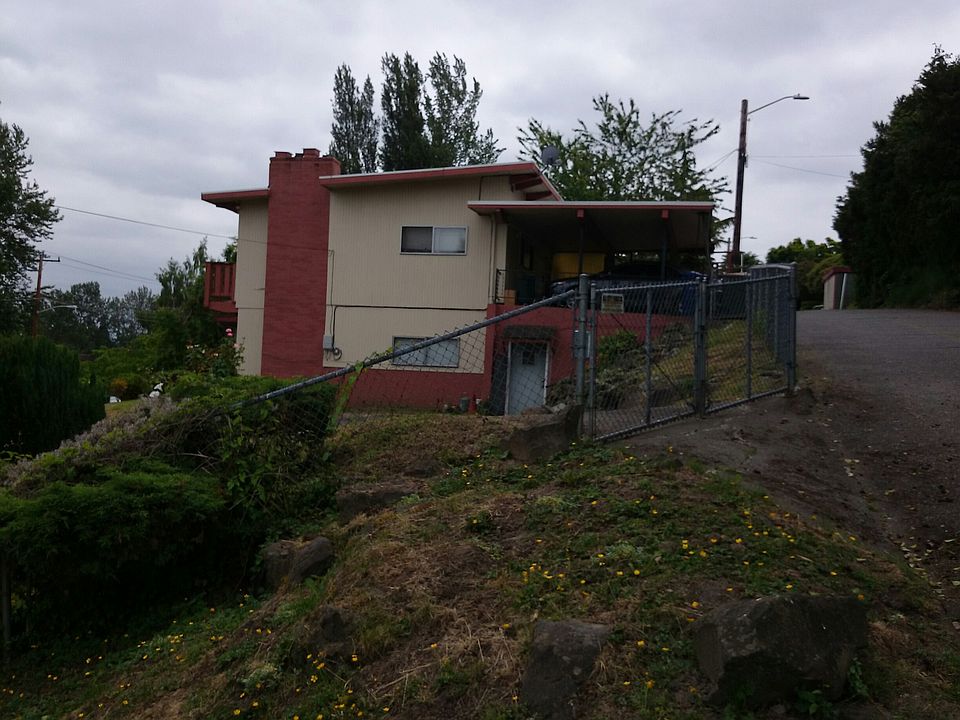 2nd image of 9201 Renton Ave S