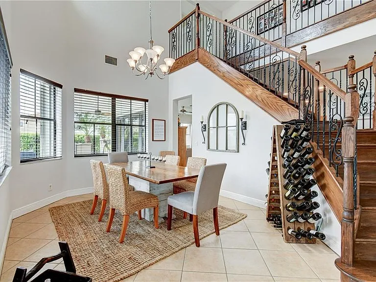 4169 Artesa Dr — Photo 8
